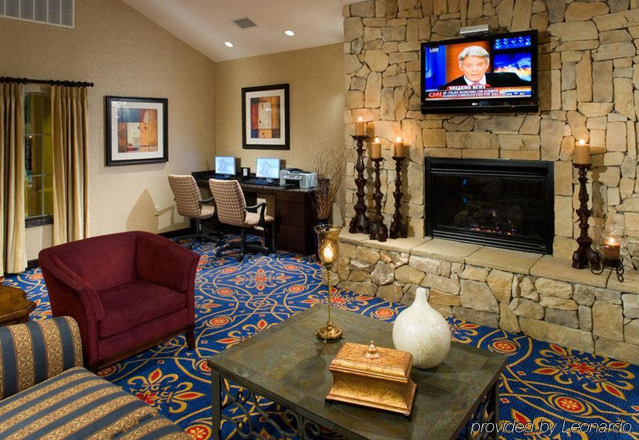 Towneplace Suites By Marriott San Antonio Airport Стая снимка
