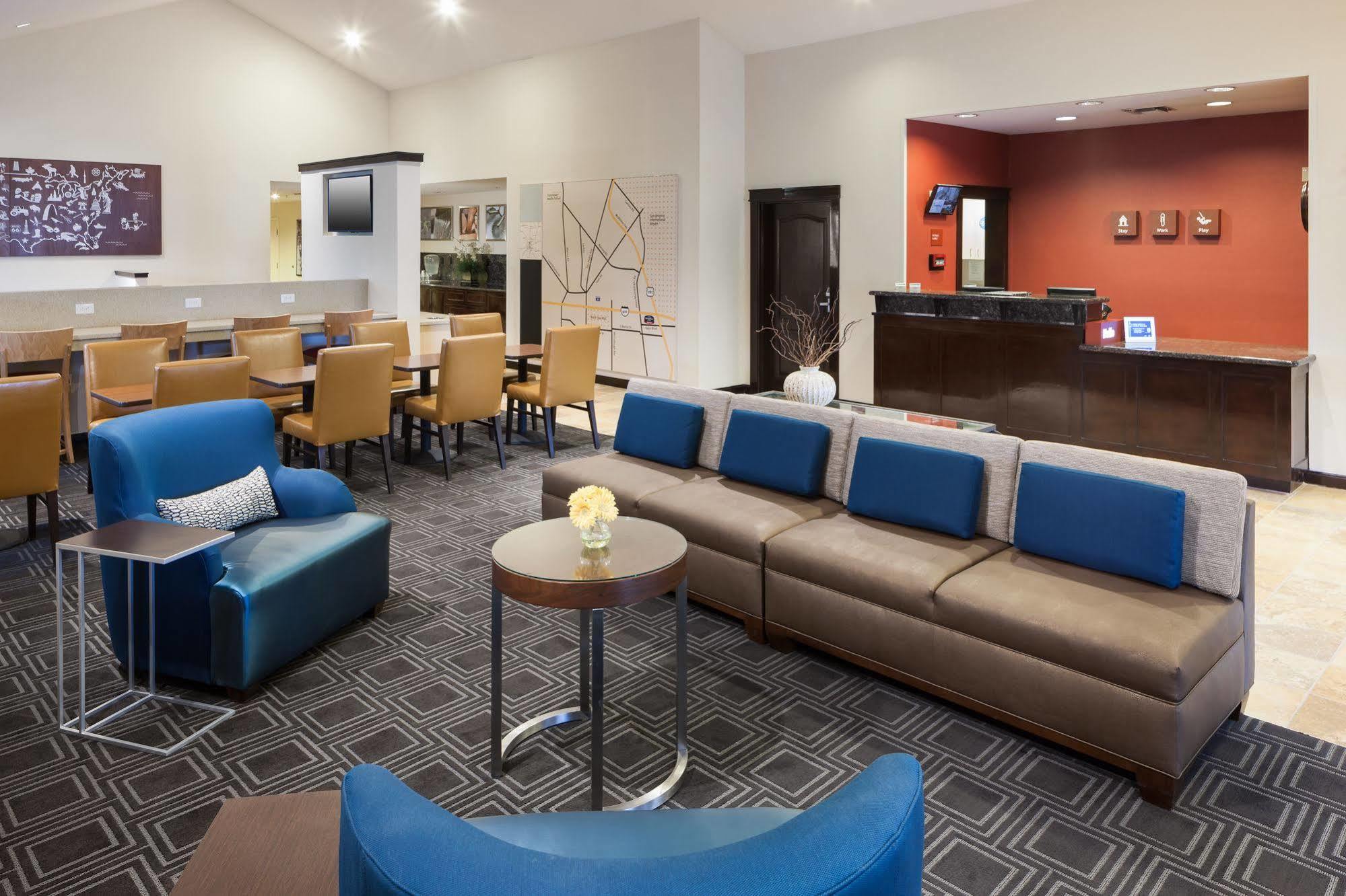 Towneplace Suites By Marriott San Antonio Airport Екстериор снимка